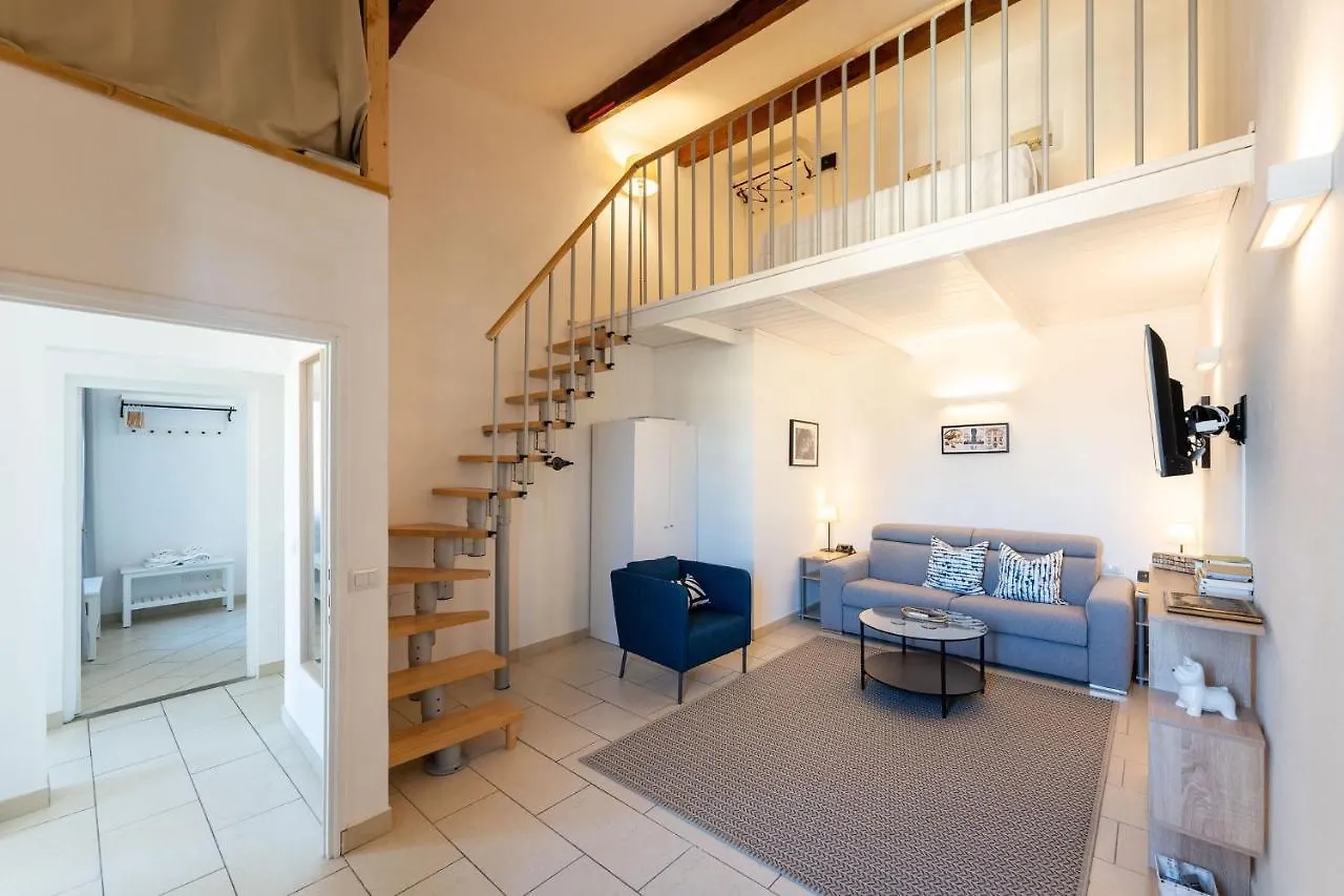 Porcellana Apartment Флоренция