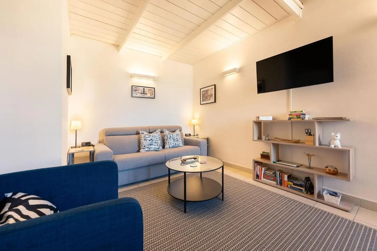 Porcellana Apartment Floransa