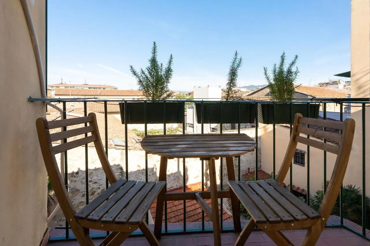 Porcellana Apartment Floransa